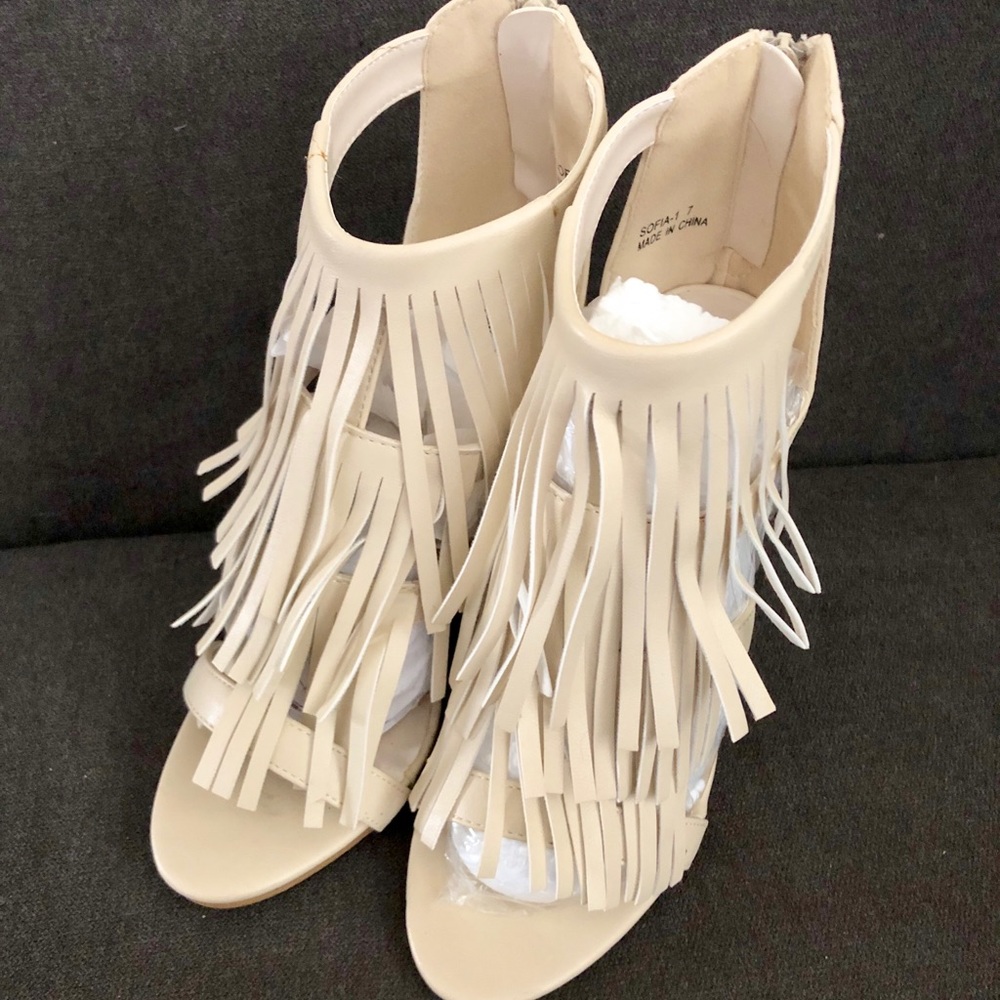 New FASHION SOLID TASSEL HIGH HEEL SANDALS Size 7